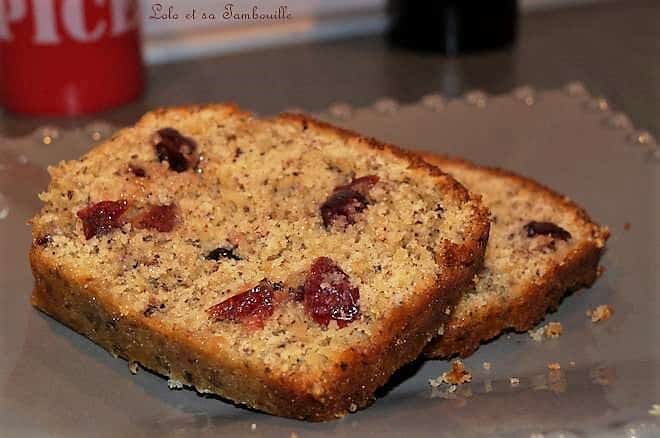 Cake aux noisettes et cranberries