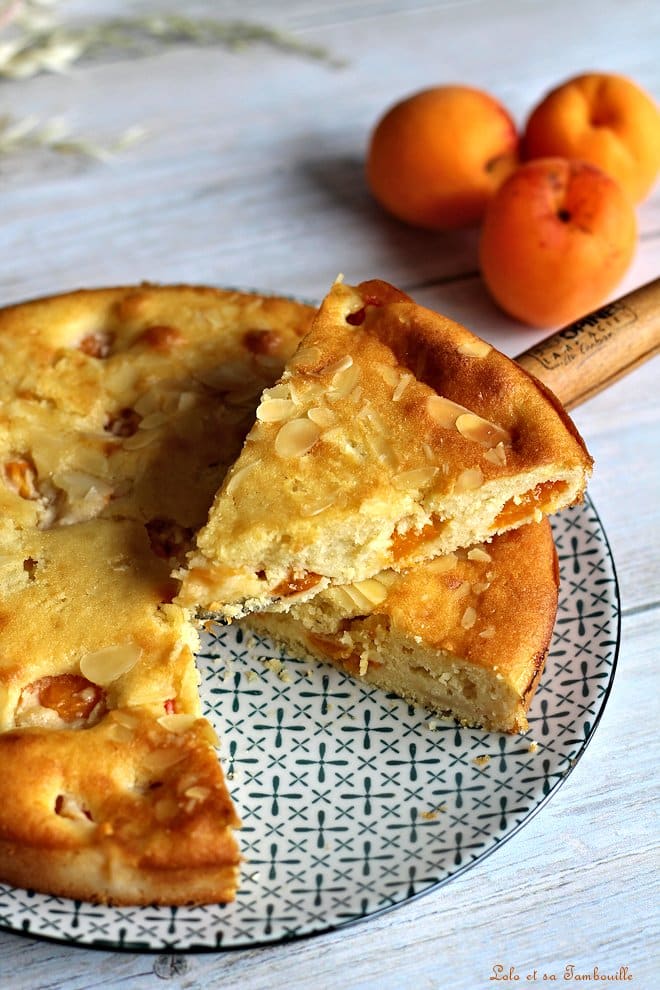 Gâteau amandine aux abricots