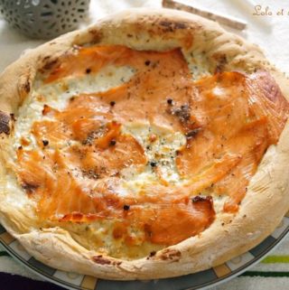 Pizza au saumon fumé