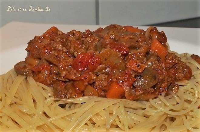 Spaghettis façon bolognaise