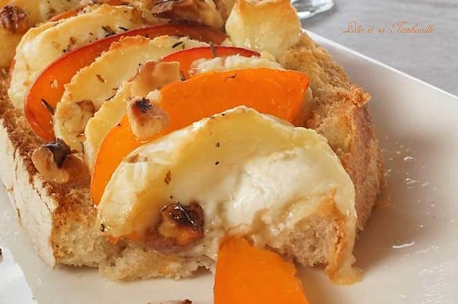 Bruschettas d'abricots & crottin de Chavignol