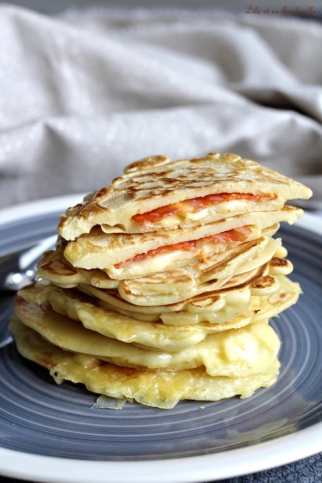Pancakes fourrés au chorizo & emmental