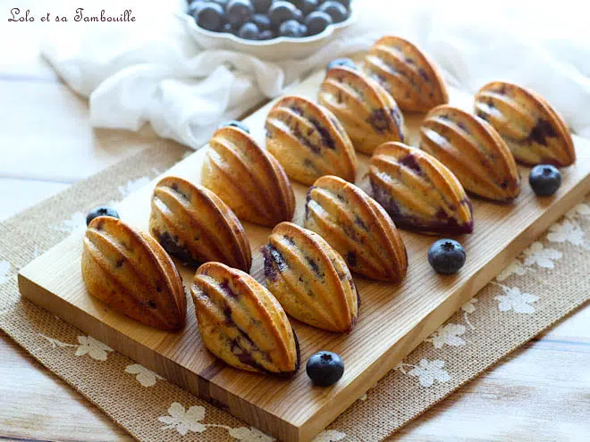 Moelleux aux myrtilles,moelleux aux myrtilles fraiches,moelleux aux myrtilles sans beurre,gateau aux myrtilles recette,moelleux myrtilles sans beurre,gateau myrtilles sans beurre,recette g&acirc;teau aux myrtilles moelleux sans beurre,gateau aux myrtilles facile et rapide,g&acirc;teau myrtilles facile,moelleux aux myrtilles sans beurre fromage blanc,g&acirc;teau myrtilles moelleux l&eacute;ger,recette moelleux myrtilles facile,dessert myrtilles sans beurre,g&acirc;teau yaourt myrtille sans beurre,moelleux individuel myrtilles