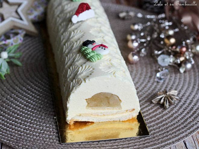 bûche mousse vanille,bûche mousse vanille poire,buche mousse vanille insert pomme,bûche à la vanille,bûche noel à la vanille,bûche de noël à la vanille