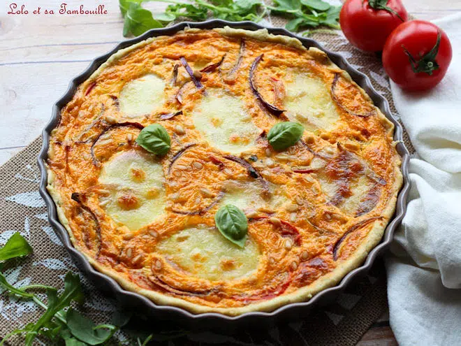 Quiche à l'italienne,tarte à l'italienne,quiche italienne parmesan,Quiche tomates pesto rosso,Quiche aux tomates façon italienne,recette quiche à l'italienne,recette quiche a l'italienne,recette quiche italienne,recette tarte italienne salée,recette quiche italienne lolotambouille