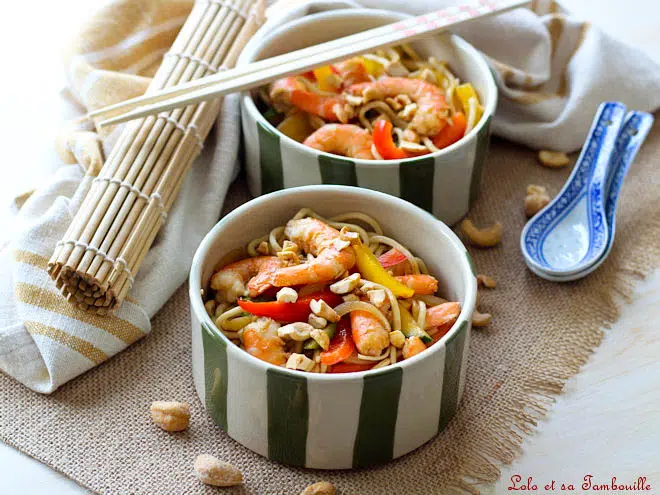 Wok de nouilles aux légumes,Wok nouilles crevettes légumes,Recette wok facile,recette wok facile et rapide,recettes wok electrique facile,recette wok simple,Nouilles sautées crevettes,nouilles sautées crevettes ail,nouilles sautées crevettes recette,nouilles sautées crevettes poivrons,Wok de crevettes sauce soja,wok légumes crevettes sauce soja,wok crevettes nouilles sauce soja,Recette wok de légumes de saison,Wok nouilles courgettes poivrons,Nouilles crevettes et poivrons,nouilles aux crevettes et poivrons,pates crevettes et poivrons,Comment faire un wok de nouilles,Cuisine asiatique facile maison