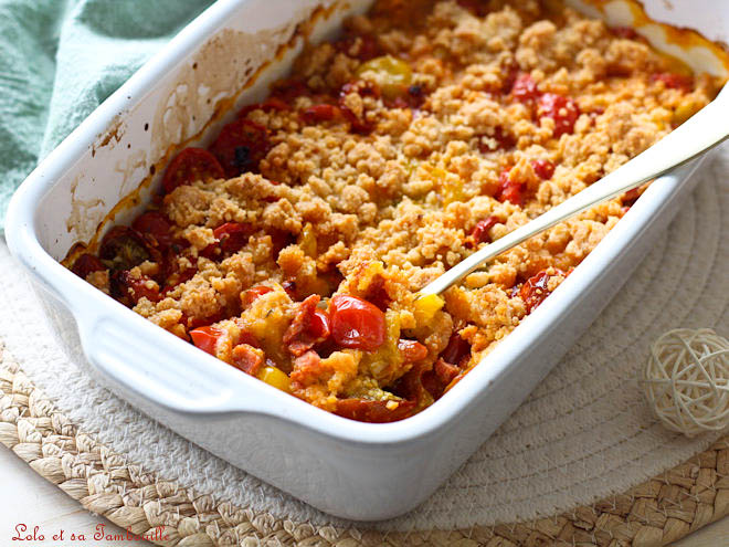Crumble tomates cerises,Crumble tomates cerises parmesan,crumble tomate cerise parmesan basilic,recette crumble salé parmesan,recette crumble salé été,recette crumble salé healthy,recette crumble salé tomate,Plat de saison tomates cerises,Crumble tomates cerises rôties au four,Plat complet crumble de légumes,Recette pour écouler les tomates du potager,Comment faire un crumble salé maison,comment faire un crumble maison,crumble de tomates cerises au parmesan