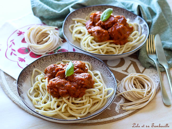 Recette polpettes,recette polpettes siciliennes,Boulettes de viande à l'italienne,boulettes de boeuf à l italienne,meilleures boulettes de viande à l'italienne,boulettes de viande italiennes savoureuses,Boulettes de bœuf moelleuses,boulettes de boeuf moelleuses,Polpettes sauce tomate,boulette sauce tomate,Plat familial italien,recette plat familial italien,repas familial italien,plat unique italien,Polpettes recette traditionnelle italienne,Boulettes de viande faciles et rapides,boulettes de viande facile et rapide,recette boulettes de viande facile et rapide,boulettes de viande sauce tomate facile et rapide,Comment faire des boulettes moelleuses,comment faire des boulettes de viande moelleuses,Boulettes de viande hachée au parmesan,boulette de viande hachée parmesan,polpettes,polpettes de boeuf,polpettes italiennes,polpettes siciliennes