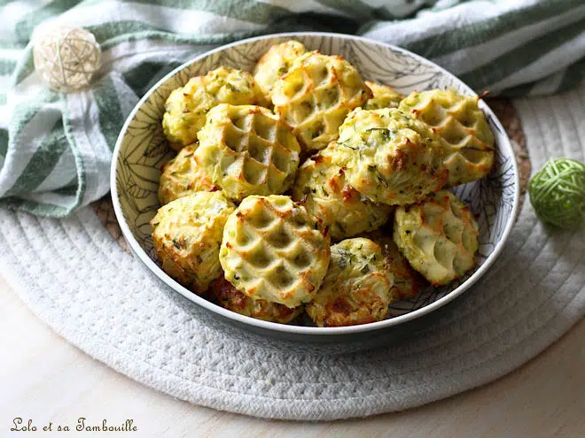 Boulettes de courgettes feta menthe,Boulettes de courgettes feta,croquettes de courgettes feta,boulette de courgette feta menthe,Recette boulettes de légumes,recette avec boulettes de légumes,Boulettes de courgettes et menthe,boulettes de courgettes à la menthe,Recette de boulettes de courgettes au four,recette croquettes de légumes au four,recette croquettes de courgettes au four,boulettes de courgettes au four une recette savoureuse et légère,boulettes de courgettes au four la recette facile saine et savoureuse,Recette de boulettes de légumes facile et rapide,Cuisine grecque courgette et feta,recette grecque courgette feta,Recette légère pour le soir,recette facile pour le soir