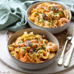 Fettuccine aux crevettes,fettuccine aux crevettes sauce crémeuse à l'ail,pâte aux crevettes,pasta aux crevettes,Pâtes terre et mer,recette pates terre et mer,pates terre et mer,Fettuccine crevettes chorizo,pâtes crevettes chorizo,pâtes gambas chorizo,Fettuccine à la crème et chorizo,Fettuccine crevettes chorizo sauce crémeuse,Recette pâtes à la crème et crevettes,recette pates a la creme et crevettes,Pâtes crevettes chorizo ail oignon,pates crevette chorizo creme,Plat de pâtes facile et gourmand
