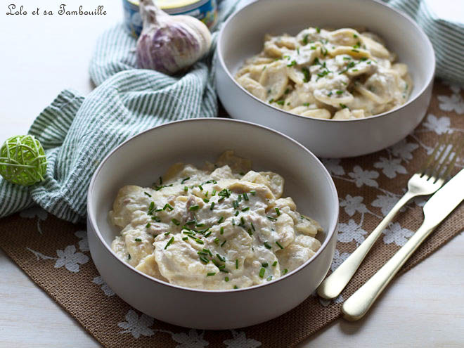 Pâtes crémeuses au thon,recette pates cremeuses au thon,Plat économique thon parmesan,Pâtes au thon et parmesan à la crème,Recette rapide avec du thon en boîte,recette facile avec du thon en conserve,recette avec du thon en boite et des pates,recette facile avec du thon en boîte,Comment faire des pâtes au thon crémeuses,recette de pâte petit budget,recette pates petit budget,pâtes crémeuses thon,pates cremeuses thon,recette pâtes crémeuses thon