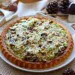 Tarte renversée aux poireaux,tarte renversée poireaux champignons,recette tarte renversée poireaux champignons,Tarte poireaux champignons moelleuse,Tarte renversée salée recette,recette tarte renversée salée,recette tarte renversée salée guy demarle,Tarte salée légère et saine,Recette tarte moelleuse sans pâte