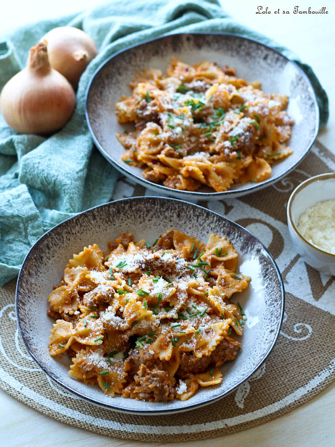 Pâtes express à la chair à saucisse Pâtes express à la chair à saucisse, recette pâtes à la chair à saucisse, Recette pâte express et facile, Pâtes à la chair de boucher, Alternative bolognaise sans bœuf, recette de pâtes avec de la chair à saucisse, recette rapide avec de la chair à saucisse