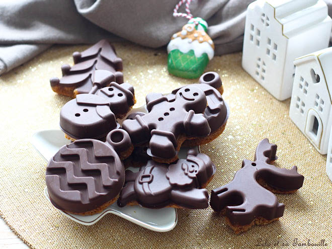 Pains d'épices coque chocolat,Pain d'épices sans œuf et rapide,Pain d'épices sans œuf,recette pain d épice sans œufs,biscuit pain d'épices sans oeuf,recette biscuit pain d épice sans œuf,pain d'épices sans oeufs,Recette moule 12 formes de Noël Guy Demarle,moule 12 formes de Noël Guy Demarle,Recette chocolat fondu dans moule Guy Demarle,pain d'épice coque chocolat,pain d'épice chocolat,recette pain d'épice chocolat,recette pain d épice nappage chocolat,recette pain d épice enrobé chocolat,pain d épice chocolat,recette bonhomme pain d épice chocolat