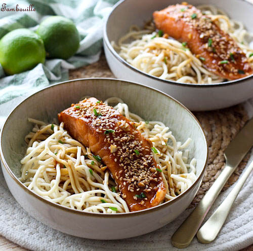 Saumon laqué à l'asiatique,saumon mariné à l'asiatique,Saumon mariné miel soja gingembre,saumon mariné soja miel gingembre,saumon sauce soja miel gingembre,Recette saumon à l'asiatique facile,Pavés de saumon au four rapide,pavé de saumon au four rapide,Marinade saumon miel sauce soja,marinade sauce soja miel pour saumon,Plat asiatique maison rapide,Saumon au four 10 minutes,recette saumon mariné asiatique,recette saumon marinade asiatique,saumon mariné asiatique,saumon marinade asiatique,saumon mariné chinois