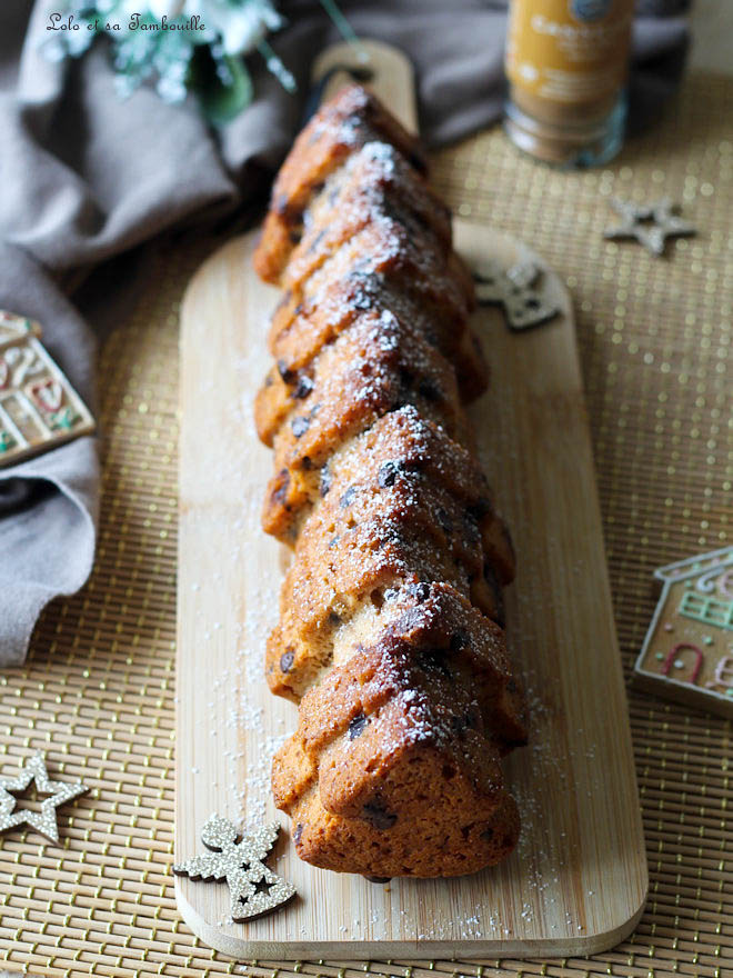 Cake à la compote {sans oeufs, sans beurre} cake à la compote de pomme sans beurre, gateau à la compote de pommes sans beurre, gateau sans oeuf sans beurre avec compote, gâteau moelleux compote de pomme sans oeuf, Cake rapide pépites chocolat cannelle, recette cake compote de pomme cannelle