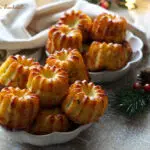 Cannelés salés apéritif facile,Cannelés salés truite fumée,Cannelés salés truite fumée mozzarella,recette cannelés salés truite fumée mozzarella,cannelés salés truite fumée recette,Cannelés truite fumée mozzarella,Bouchée apéritive de fêtes,bouchée apéritive de fete,Cannelés moelleux et fondants salés,Cannelés salés recette,recette cannelés sales,cannelés salés recette de base,Cannelés truite fumée,cannelé truite fumée,Cannelés salés lolotambouille