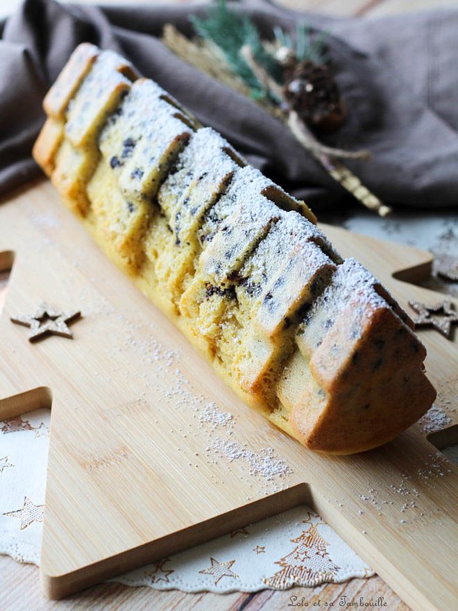 Cake coco choco Cake coco choco, cake chocolat coco moelleux, recette dessert coco chocolat, Cake moelleux lait de coco, Cake sans beurre au lait de coco, Recette moule bûche sapin Guy Demarle