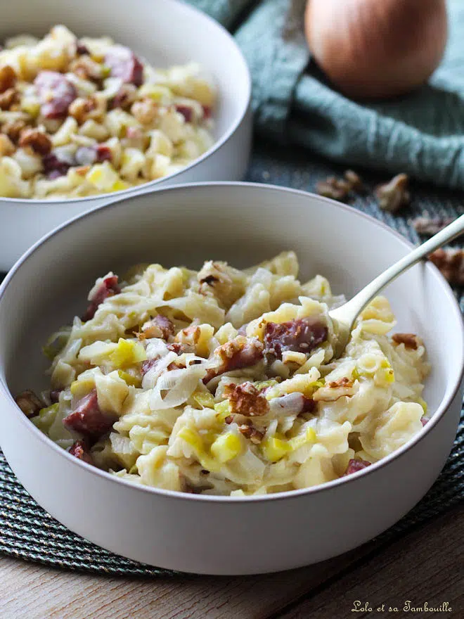 Risotto de pâtes aux poireaux & Montbéliard risotto de pates aux poireaux, pâtes façon risotto, One pot pasta saucisse Montbéliard facile, pâtes façon risotto poireaux