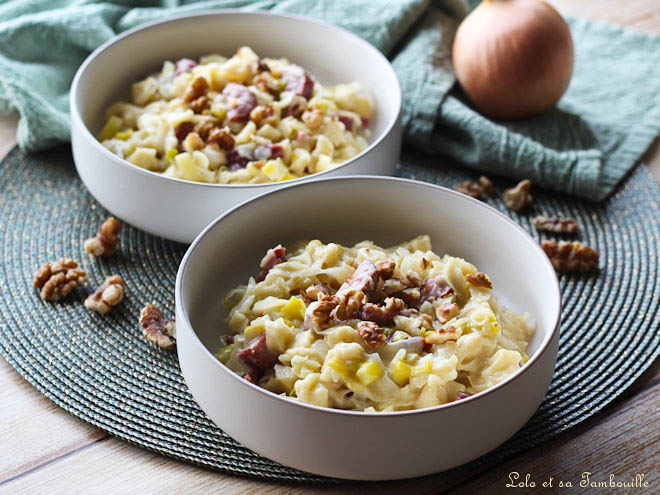 Risotto de pâtes aux poireaux,risotto de coquillettes aux poireaux,risotto de pates aux poireaux,risotto de pâtes aux poireaux montbéliard,Pasta façon risotto,pâtes façon risotto,Pâtes Montbéliard poireaux parmesan,pates saucisse montbéliard,One pot pasta saucisse Montbéliard facile,Risotto de pâtes poireaux saucisses,Risotto de pâtes poireaux montbéliard,pâtes façon risotto poireaux