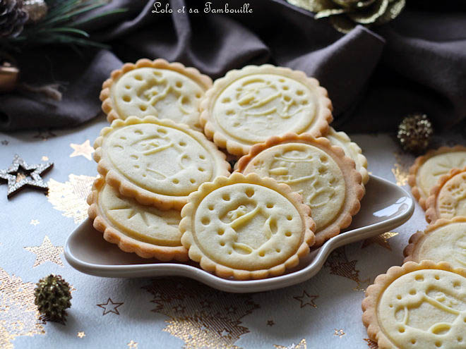 Sablés pour tampons et rouleaux à biscuits,Sablés pour tampons à biscuits,Sablés pour rouleaux à motifs,Recette tampon biscuit,recette biscuit tampon,Sablés vanille fleur de sel recette,Sablés vanille fleur de sel,Pâte sablée Bredele,pate sablee pour bredele,Pâte sablée pour tampon à biscuits,recette pâte sablée pour tampon à biscuits,recette pâte sablée pour rouleaux à motifs,pâte sablée pour rouleaux à motifs,Biscuits de Noël à faire à l'avance