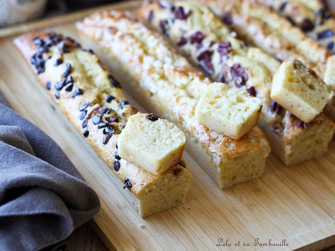 Cake à la crème fraîche,dessert à la crème fraîche,dessert à la crème fraîche épaisse,cake moelleux maison,recette cake maison moelleux,cake facile au goûter,cake à la crème fraîche épaisse,cake crème fraîche épaisse,gâteau à la crème fraîche épaisse sans beurre,cake moelleux aux pépites de chocolat,recette cake sucré facile et rapide,recette gateau facile et rapide,idée goûter maison facile,idee gouter maison facile,idee gouter maison rapide,mini cakes sucrés variés