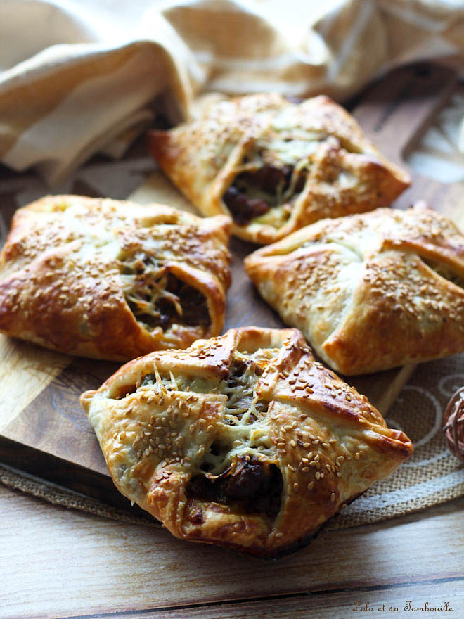 Feuilletés aux poireaux, viande & épices feuilletés aux poireaux viande, feuilletés pour repas du soir, feuilleté à la viande hachée et légumes, feuilletés poireaux viande recette