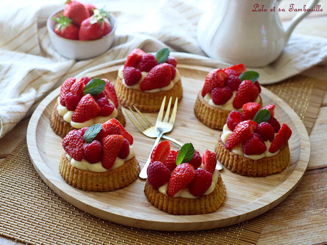Tartelettes renvers&eacute;es aux fruits rouges,tartelettes fraises framboises,tartelettes fruits rouges,tartelette fruits rouges cr&egrave;me p&acirc;tissi&egrave;re,tartelette fruits rouges recette,dessert fraises framboises,tarte fraises framboises,sabl&eacute; breton tartelette,palet breton tartelette,tartelettes cr&egrave;me p&acirc;tissi&egrave;re,tartelette cr&egrave;me p&acirc;tissi&egrave;re framboise,tartelettes creme patissiere fruits,tartelette creme patissiere fraise,tartelettes fraises framboises sabl&eacute; breton,tartelette fraise sabl&eacute; breton,recette tartelettes fruits rouges maison,dessert fraises framboises cr&egrave;me p&acirc;tissi&egrave;re,tarte fraises framboises cr&egrave;me p&acirc;tissi&egrave;re,tartelettes sabl&eacute; breton cr&egrave;me p&acirc;tissi&egrave;re,tartelettes fruit&eacute;es faciles,dessert aux fruits rouges facile