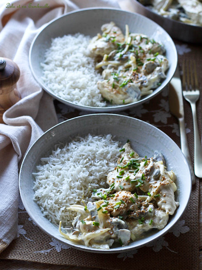Aiguillettes de poulet à la moutarde Aiguillettes de poulet à la moutarde, aiguillettes de poulet moutarde champignons, poulet sauce moutarde champignon, filet de poulet à la moutarde et aux champignons, poulet à la crème et moutarde facile, recette poulet sauce crémeuse moutarde, recette poulet familiale facile, recette aiguillettes de poulet sauce moutarde