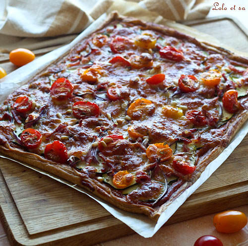 Tarte fine courgettes tomates cerises,recette tarte fine sal&eacute;e,idee recette tarte fine sal&eacute;e,tarte fine courgette tomate cerise,tarte croustillante courgettes tomates,tarte fine sal&eacute;e recette,tarte fine sal&eacute;e p&acirc;te feuillet&eacute;e,tarte fine sal&eacute;e &eacute;t&eacute;,tarte fine sal&eacute;e printemps