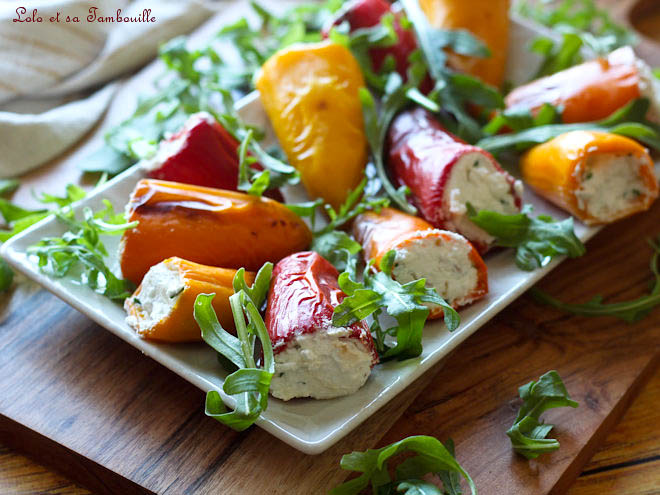 mini poivrons farcis au chevre frais,recette mini poivrons farcis,recette mini poivrons farcis apéro,recette mini poivrons farcis chevre,recette mini poivrons farcis au four,poivrons farcis au chèvre,apéritif poivrons farcis au chèvre,recette poivrons farcis au chèvre,recette mini poivrons farcis au chevre,poivrons farcis au chevre frais,recette mini poivrons,mini poivrons au fromage frais,mini poivrons farcis au fromage frais,recette mini poivrons farcis au fromage frais