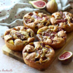 gâteau moelleux aux figues et aux noix,gateau aux figues et aux noix,gâteau aux figues fraîches,gâteau aux figues fraîches facile,gâteau aux figues fraîches sans amande,gateau figues noix,gateau noix figues fraiches,dessert figues noix,recette de gâteau moelleux aux figues et noix,recette gateau figues fraiches et noix,recette facile gateau aux figues fraiches,recette dessert aux figues fraiches,recette gâteau aux figues,gâteau aux figues et cerneaux de noix