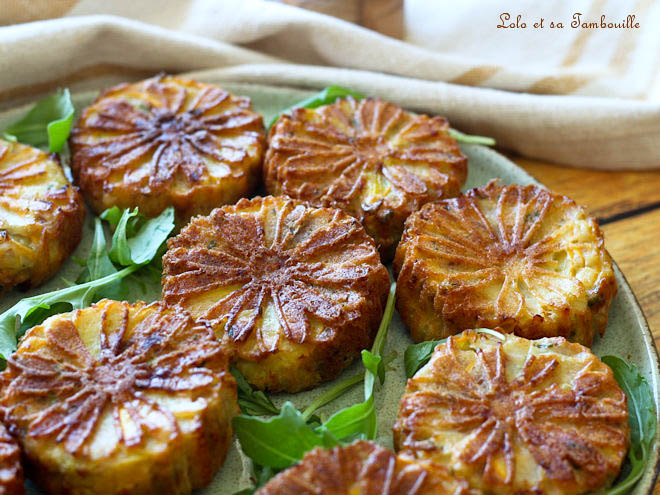 invisibles au thon et courgettes,invisible courgette thon,gateau invisible salé courgette,invisible aux courgettes recette,invisible aux courgettes ww,invisible aux courgettes et parmesan,gateau invisible aux courgettes et parmesan,recette courgette thon,invisible salé,recette gateau invisible salé,invisible courgette pesto,recette facile courgette thon,recette light courgette thon,moule 12 Pâquerettes Guy Demarle,mandoline verticale OHRA Guy Demarle