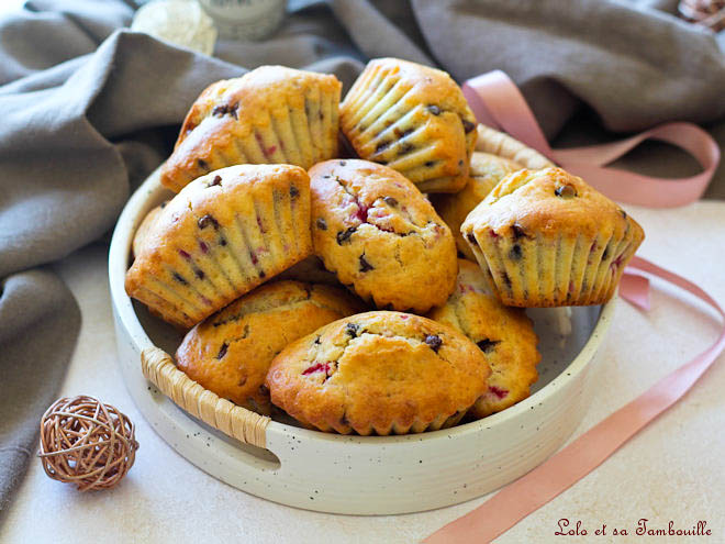 Moelleux cannelés aux framboises,Moelleux cannelés framboises chocolat,moelleux framboises chocolat,moelleux aux framboises et chocolat,moelleux aux framboises fraîches,gâteau framboise chocolat,recette framboises chocolat,dessert framboises chocolat,gâteau aux framboises,gâteau aux framboises fraîches,gateau framboise pepite de chocolat,gâteau yaourt framboise pepite de chocolat,gateau yaourt chocolat framboise,petit gateau framboise chocolat,gateau individuel framboise,petit gateau individuel framboise,moule 12 Moelleux Cannelés OHRA,recette moule 12 Moelleux Cannelés OHRA